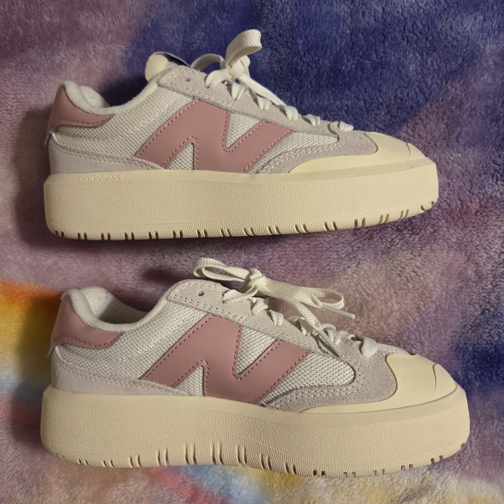 New Balance Women's Pink and White Sneakers